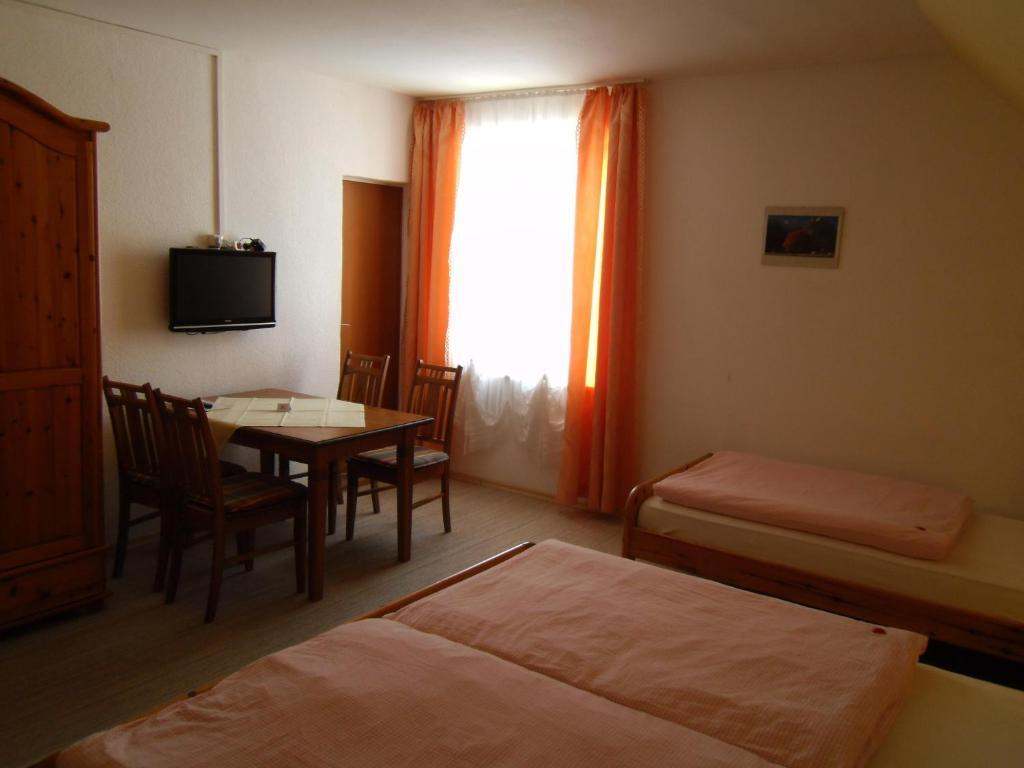 Hotel Gasthof Zum Neubau Кислег Номер фото