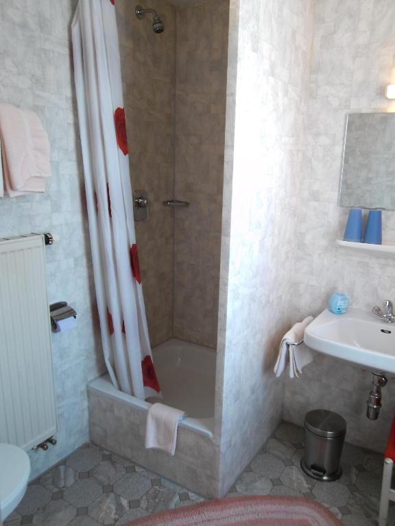 Hotel Gasthof Zum Neubau Кислег Номер фото